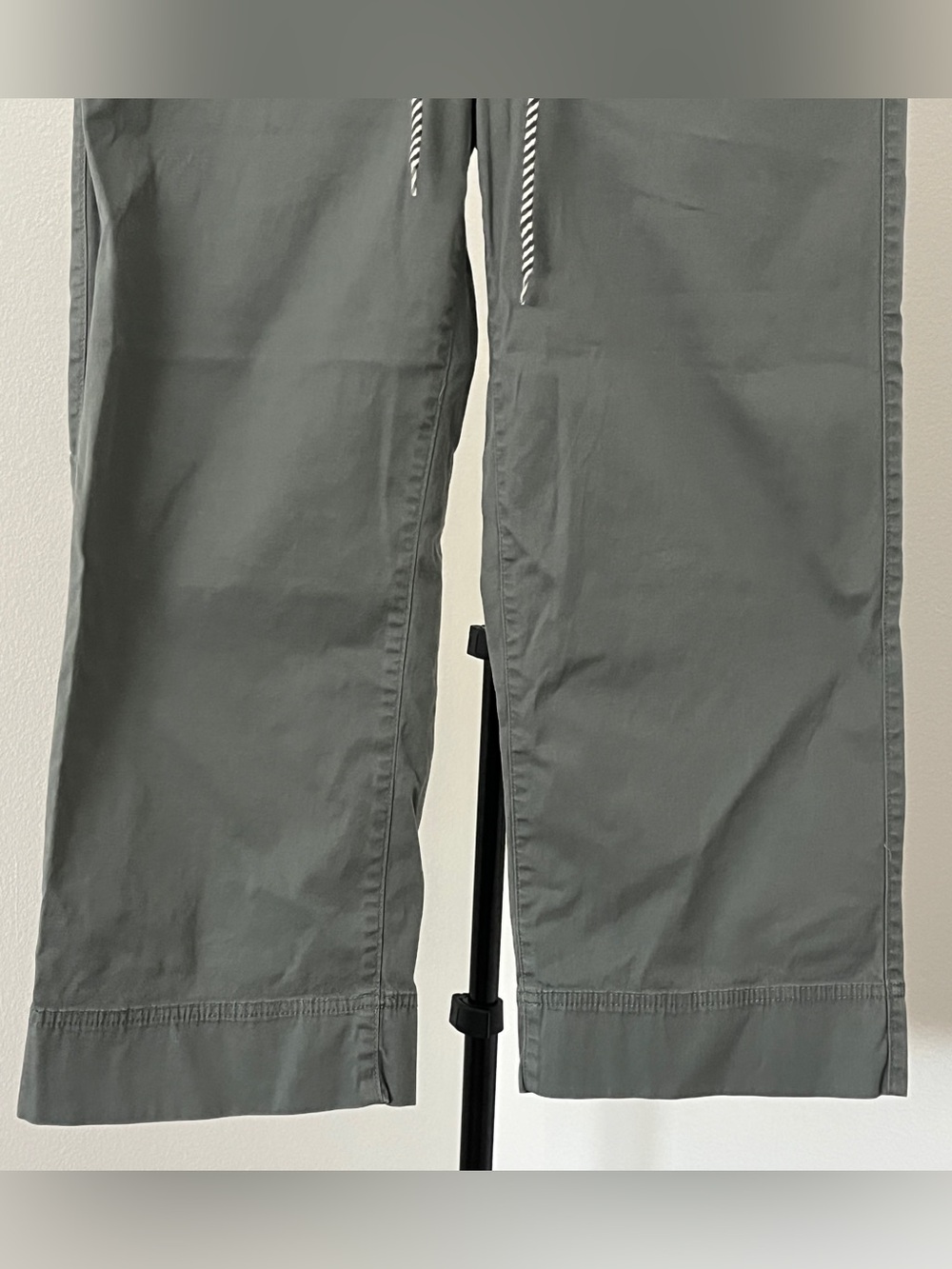 ✨ NWOT Talbots Olive Wide Crop Pants | Classic Closet Staple | Size 6 - Picture 7 of 11